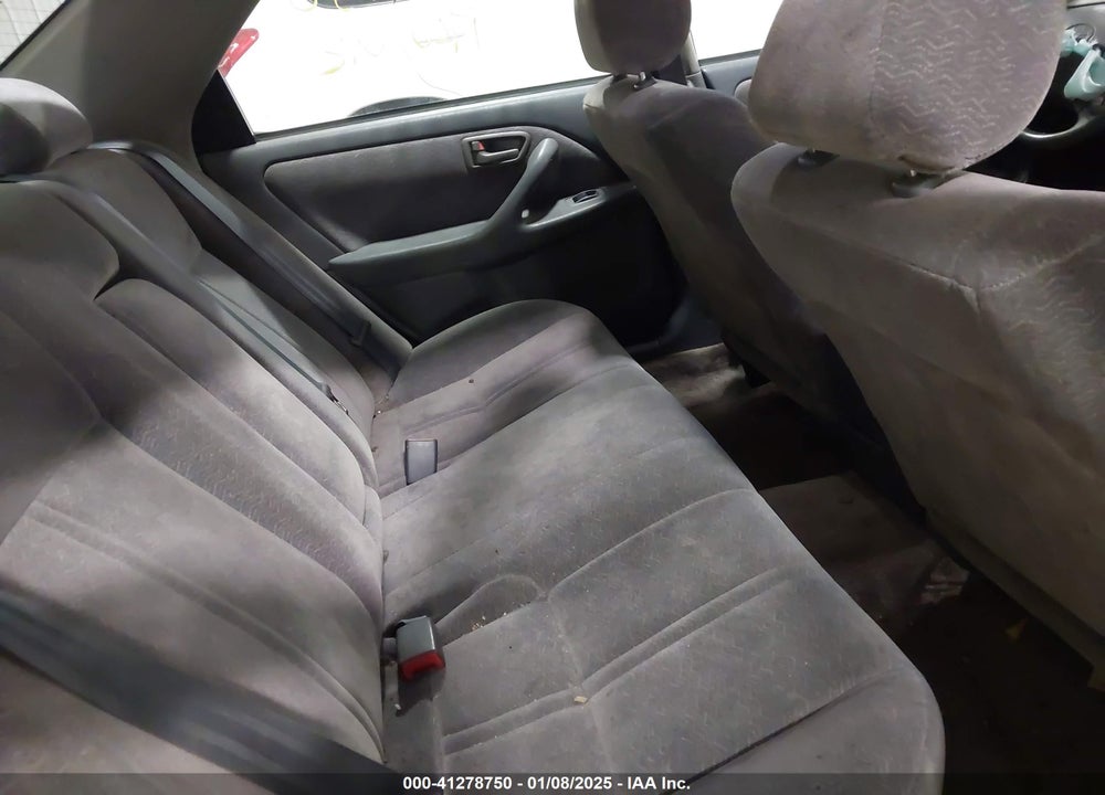 1997 TOYOTA CAMRY LE VIN: 4T1BG22K8VU084997