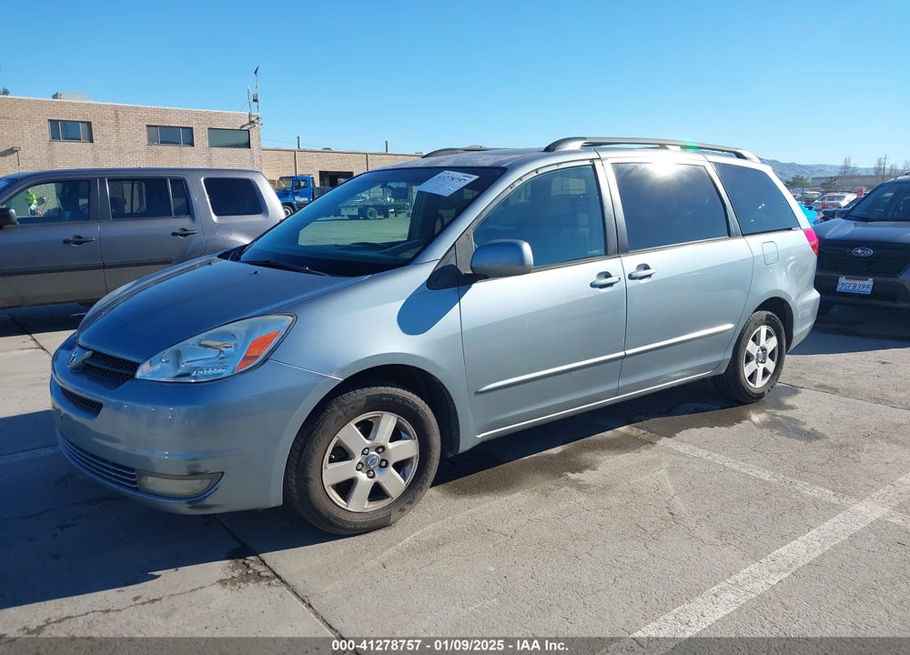 2004 TOYOTA SIENNA XLE VIN: 5TDZA22C04S074092