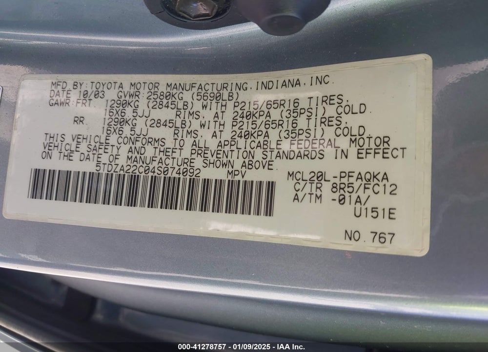 2004 TOYOTA SIENNA XLE VIN: 5TDZA22C04S074092