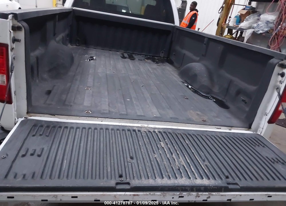 2007 FORD F-150 STX/XL/XLT VIN: 1FTRF12267KC21885