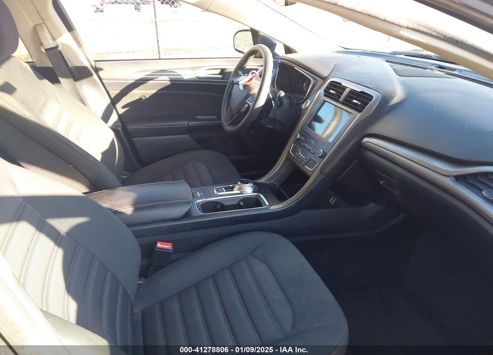 2019 FORD FUSION HYBRID SE VIN: 3FA6P0LU2KR119830