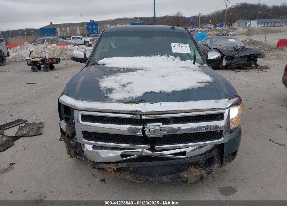 2011 CHEVROLET SILVERADO VIN: 1GCRCSE06BZ216193