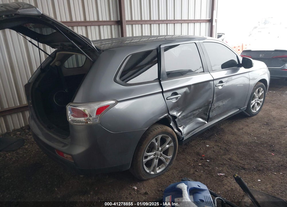 2014 MITSUBISHI OUTLANDER SE VIN: JA4AD3A33EZ013132