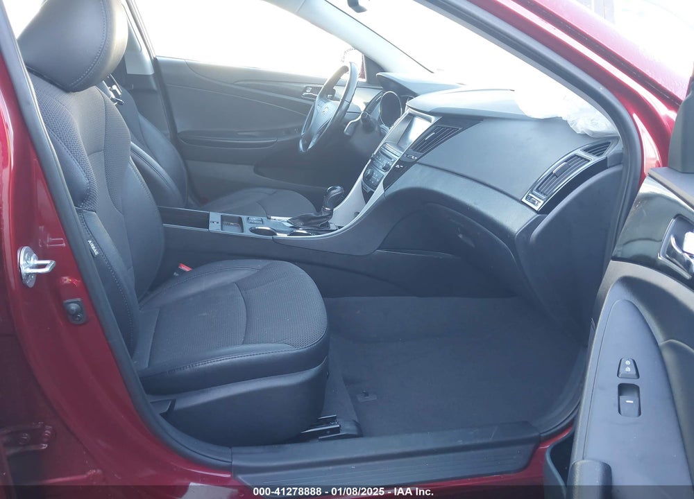 2014 HYUNDAI SONATA SE 2.0T VIN: 5NPEC4AB9EH884664