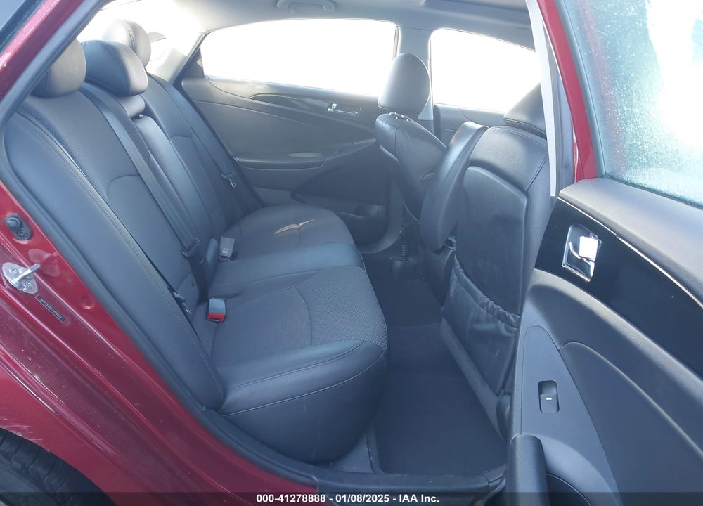 2014 HYUNDAI SONATA SE 2.0T VIN: 5NPEC4AB9EH884664