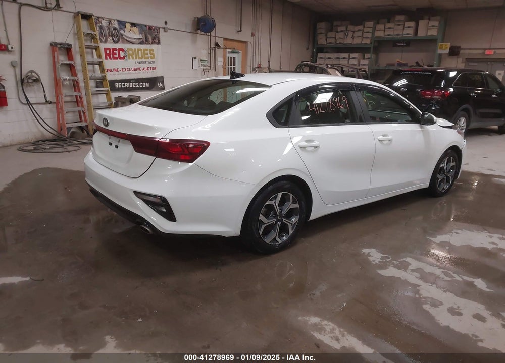 2021 KIA FORTE LXS VIN: 3KPF24AD3ME273413