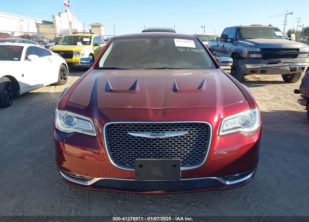 2021 CHRYSLER 300 TOURING L VIN: 2C3CCAAG1MH673438