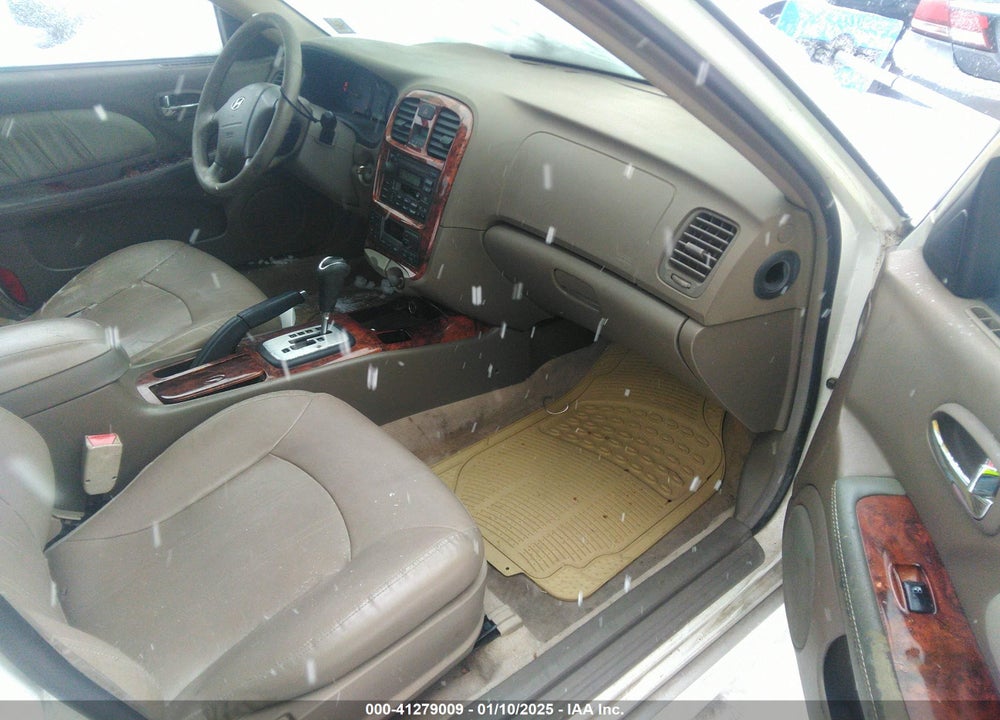2002 HYUNDAI SONATA GLS/LX VIN: KMHWF35H92A692213