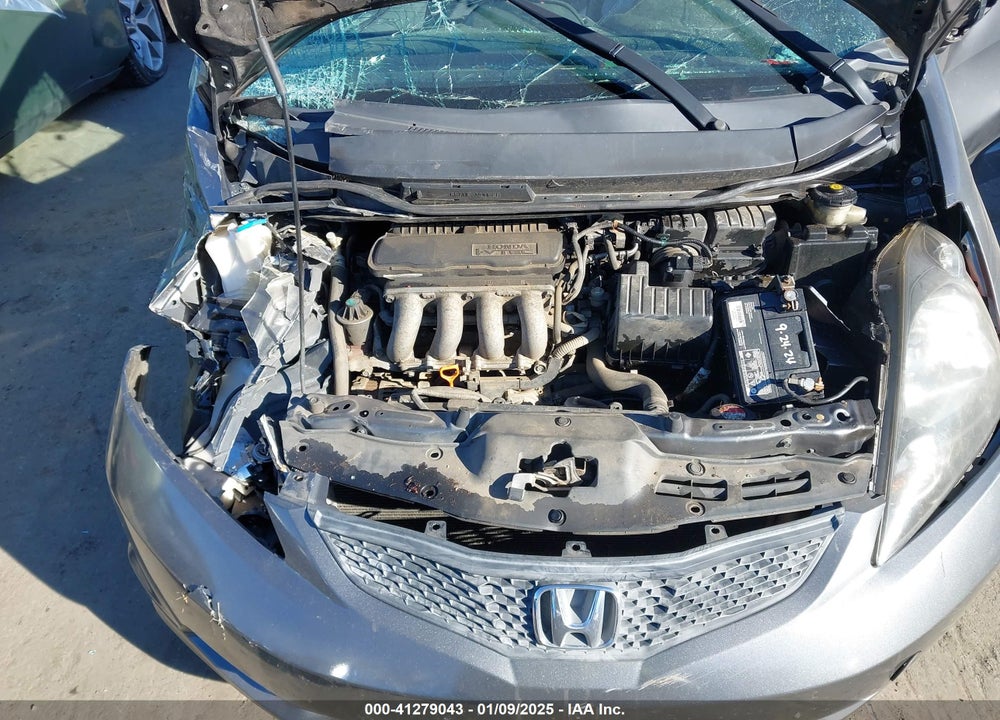2012 HONDA FIT VIN: JHMGE8H31CC020966