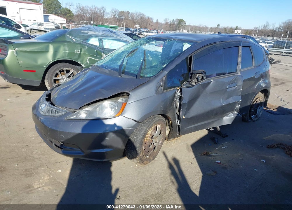 2012 HONDA FIT VIN: JHMGE8H31CC020966
