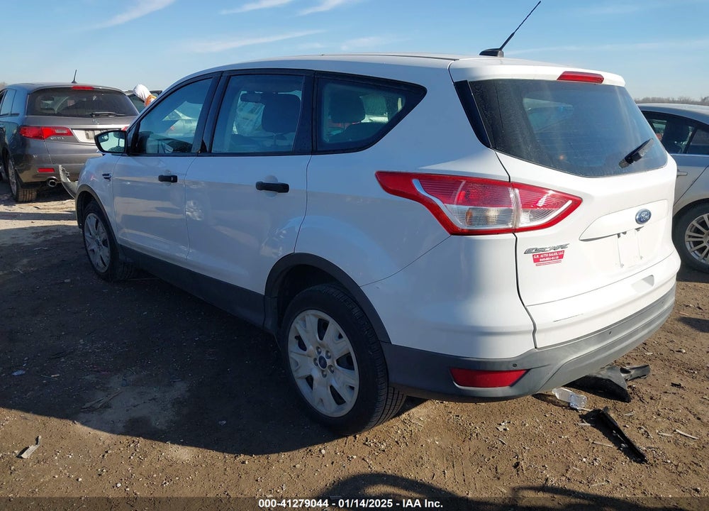 2014 FORD ESCAPE S VIN: 1FMCU0F7XEUE01752
