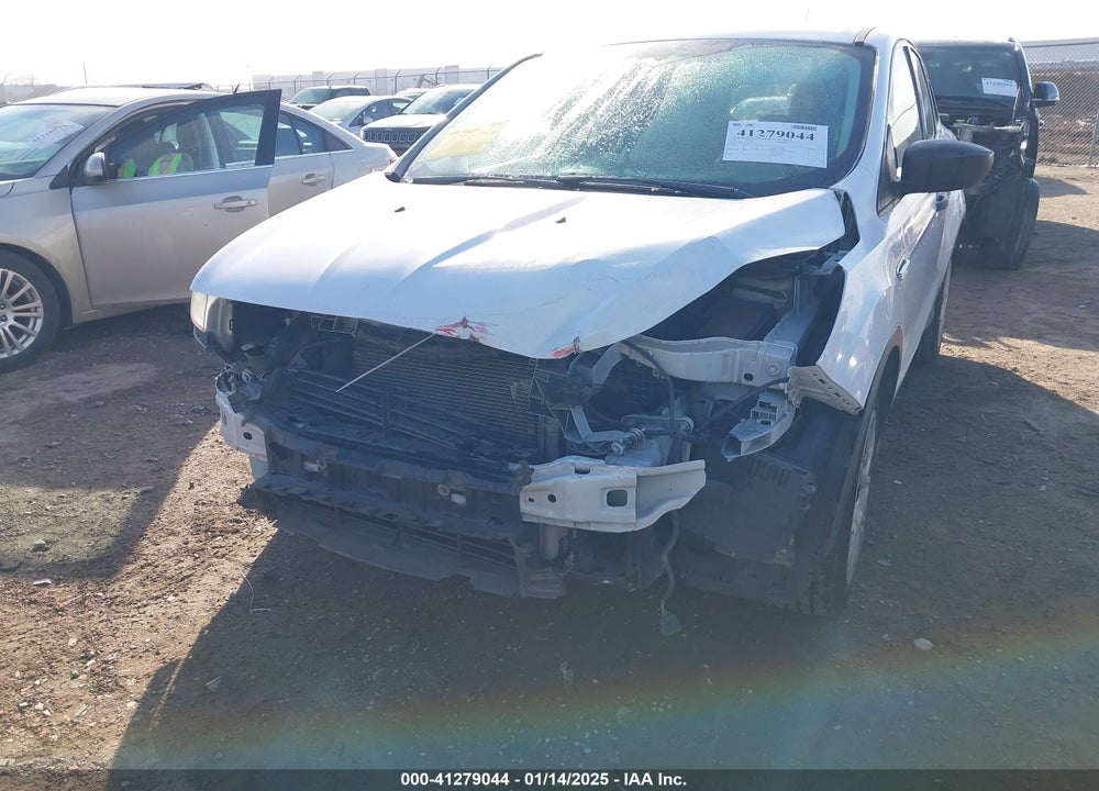 2014 FORD ESCAPE S VIN: 1FMCU0F7XEUE01752