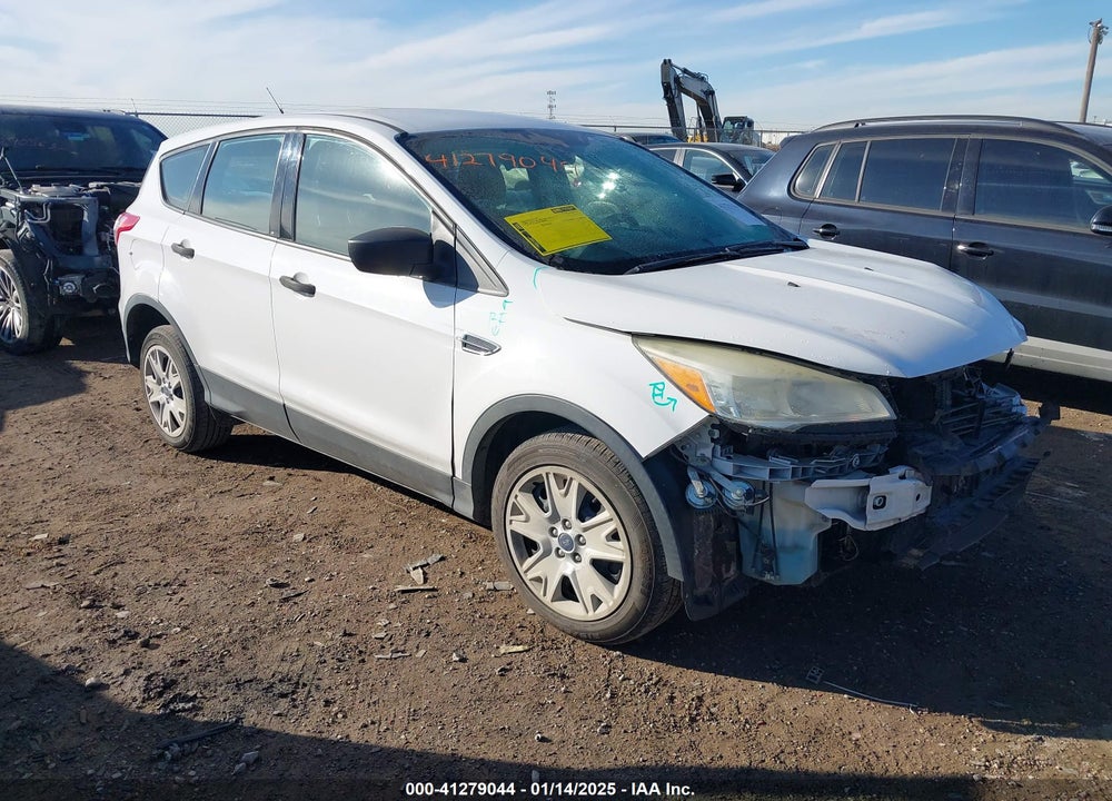 2014 FORD ESCAPE S VIN: 1FMCU0F7XEUE01752