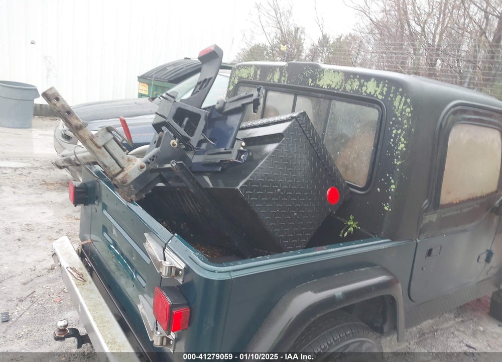1998 JEEP WRANGLER SE VIN: 1J4FY29P6WP786184