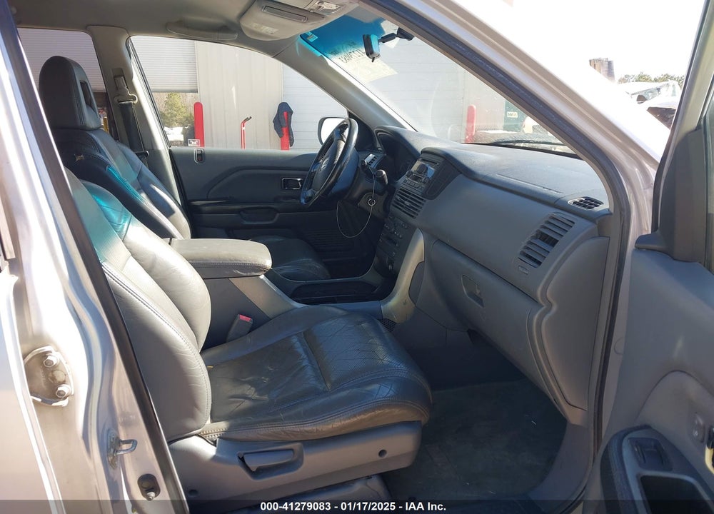 2003 HONDA PILOT EX-L VIN: 2HKYF18653H528639