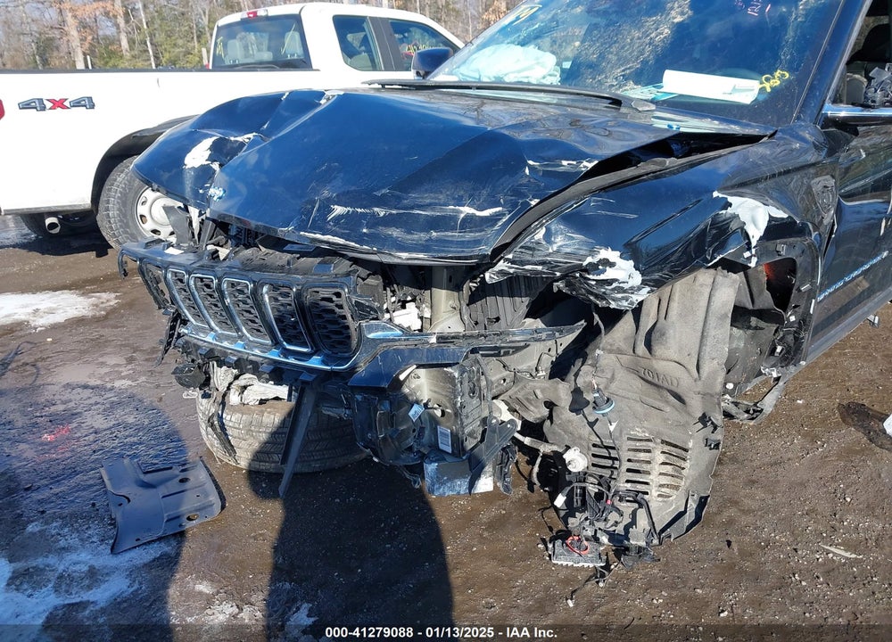 2024 JEEP GRAND CHEROKEE 4XE VIN: 1C4RJYB65RC116715
