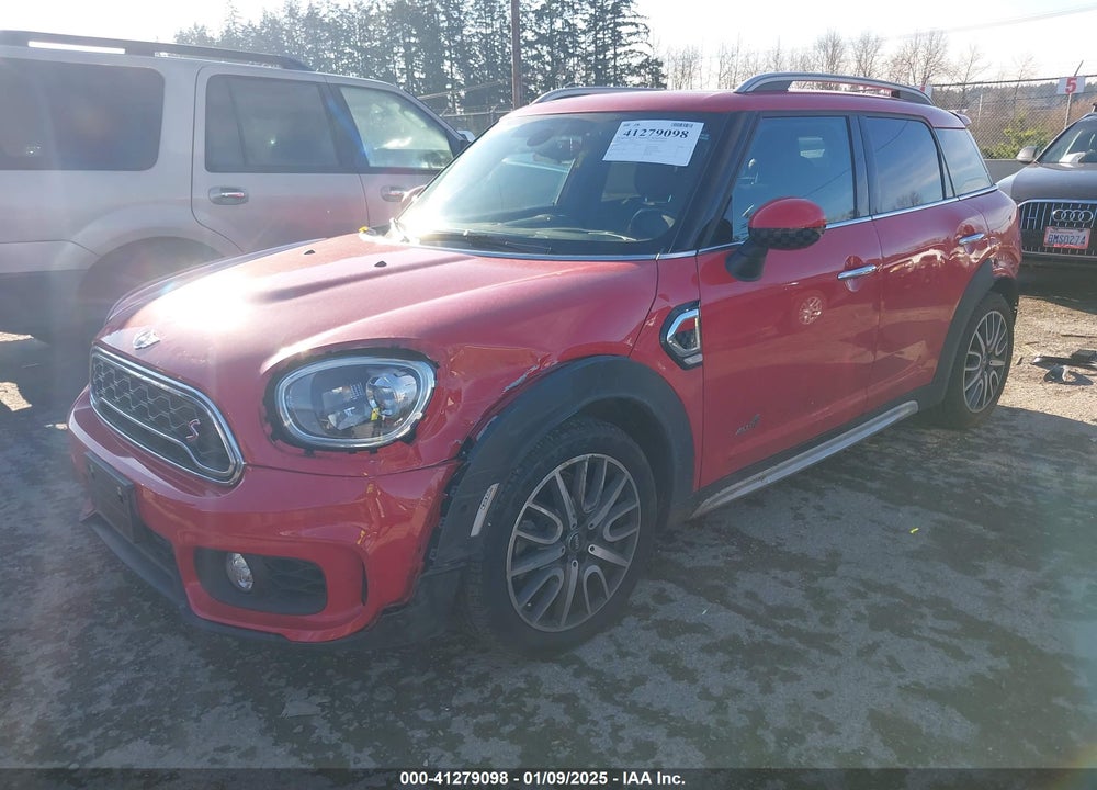 2018 MINI COUNTRYMAN COOPER S VIN: WMZYT5C36J3D83345