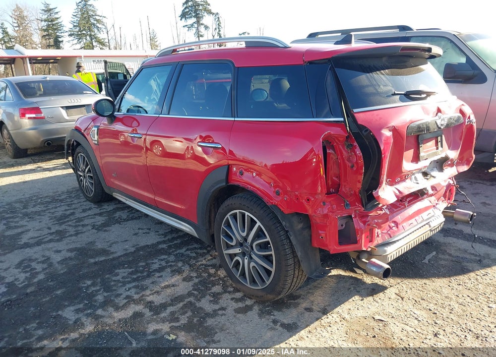 2018 MINI COUNTRYMAN COOPER S VIN: WMZYT5C36J3D83345
