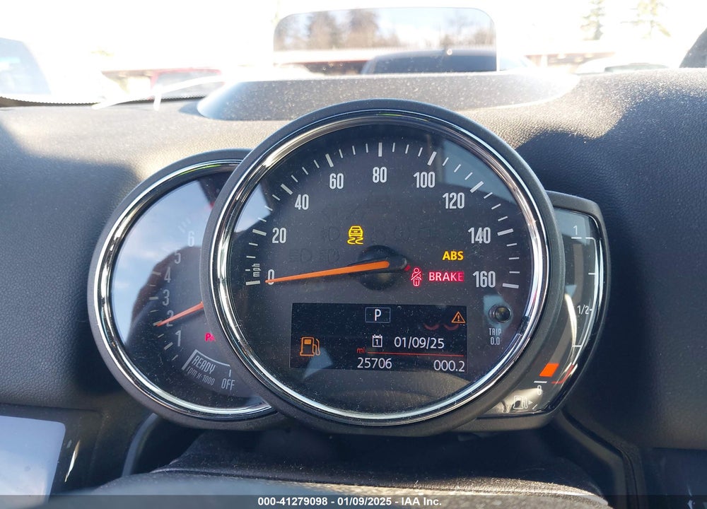 2018 MINI COUNTRYMAN COOPER S VIN: WMZYT5C36J3D83345