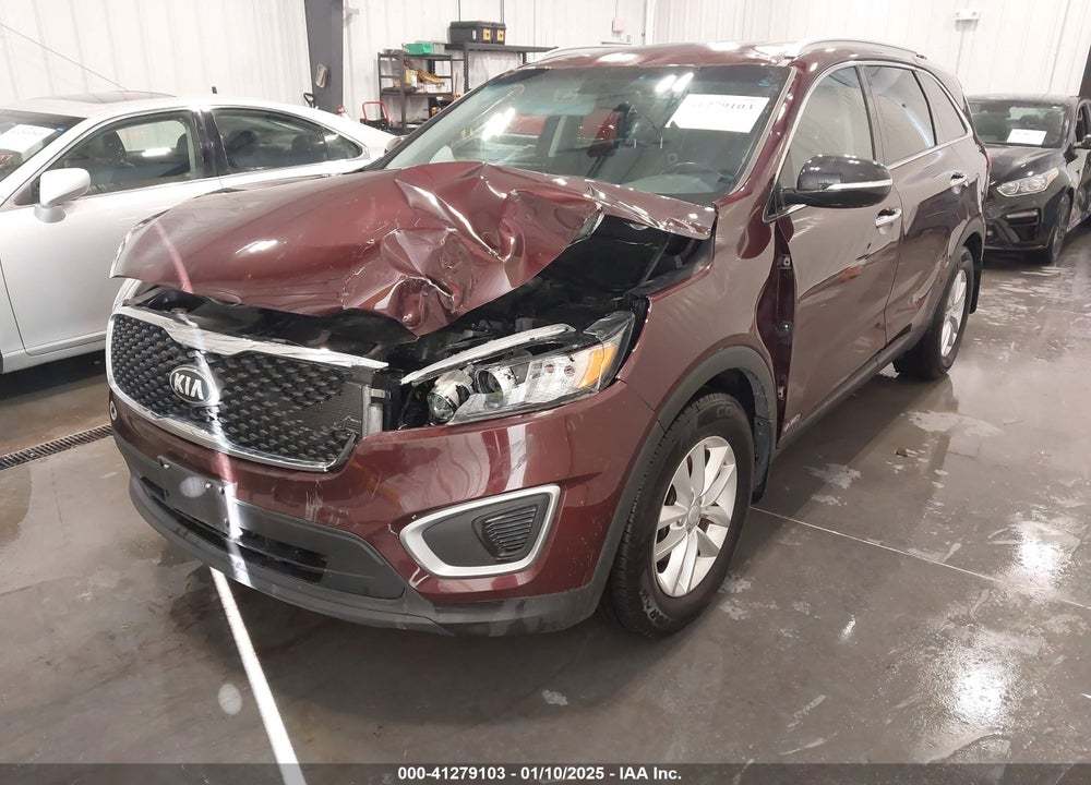 2017 KIA SORENTO 2.4L LX VIN: 5XYPGDA30HG264920