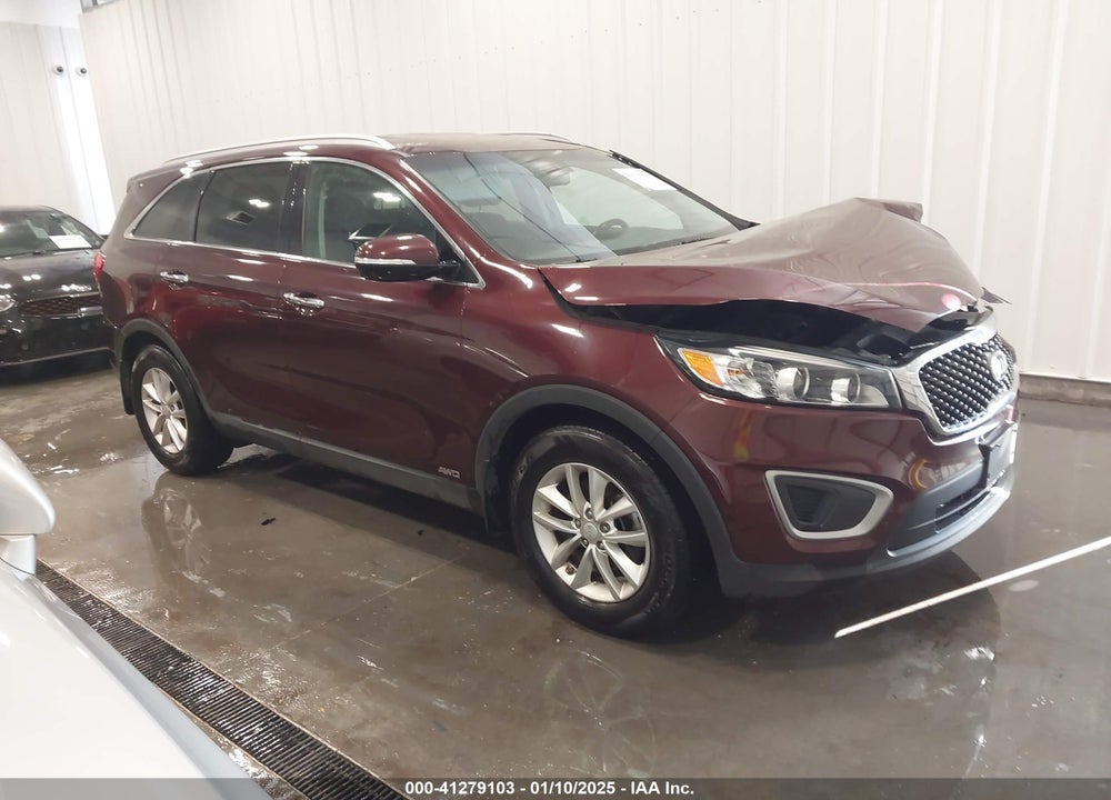 2017 KIA SORENTO 2.4L LX VIN: 5XYPGDA30HG264920