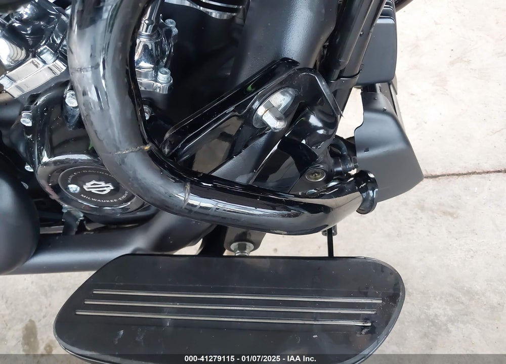 2023 HARLEY-DAVIDSON FLHRXS VIN: 1HD1KVP13PB636256