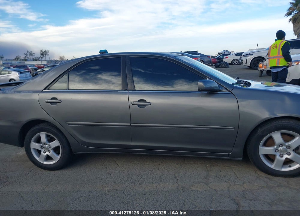 2003 TOYOTA CAMRY SE V6 VIN: 4T1BF32K33U560319