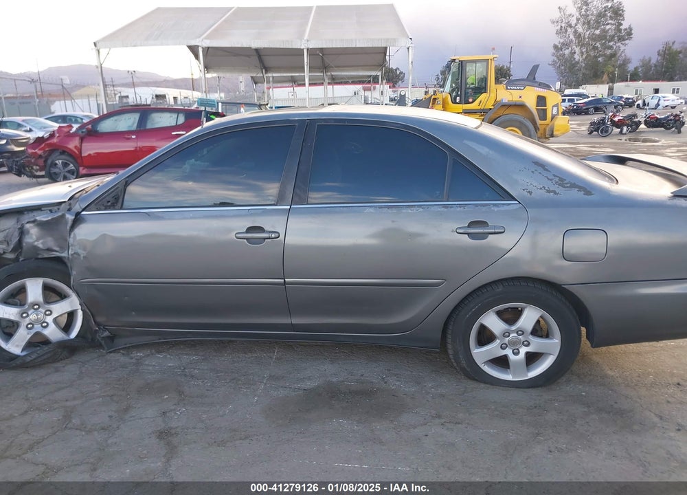 2003 TOYOTA CAMRY SE V6 VIN: 4T1BF32K33U560319