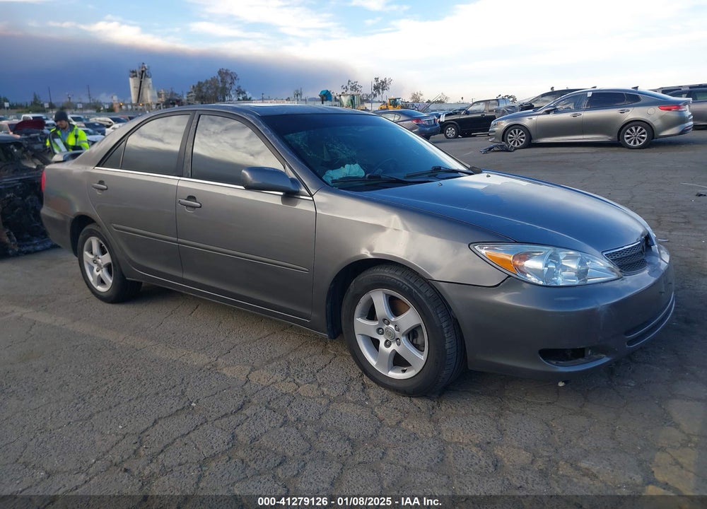 2003 TOYOTA CAMRY SE V6 VIN: 4T1BF32K33U560319