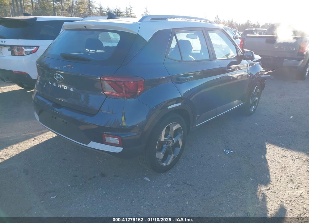 2022 HYUNDAI VENUE LIMITED VIN: KMHRC8A36NU169697