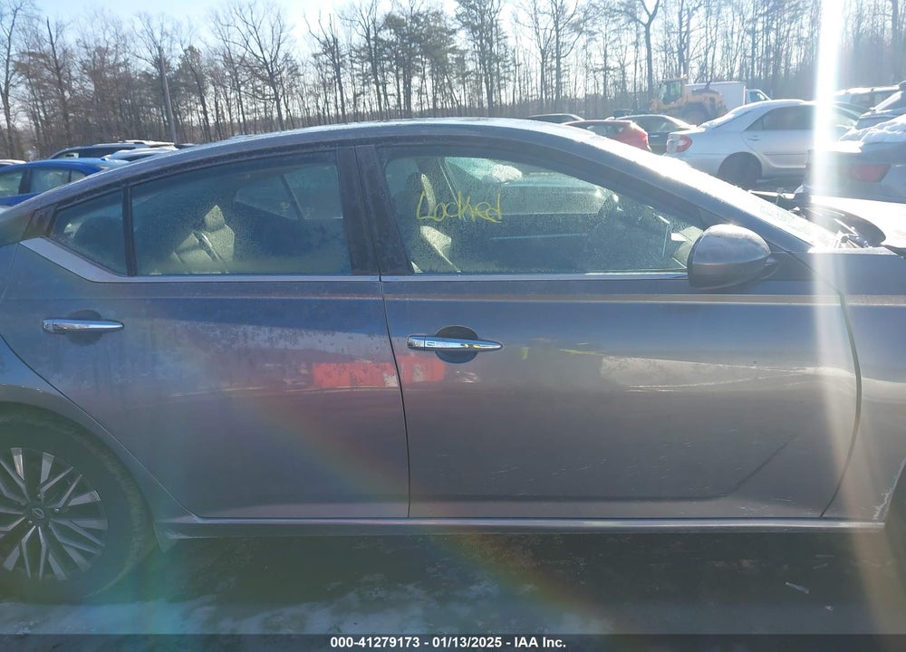 2023 NISSAN ALTIMA SV FWD VIN: 1N4BL4DV8PN335121