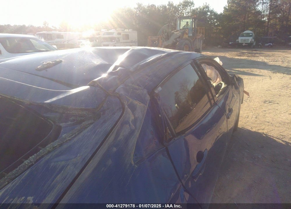 2018 HONDA CIVIC VIN: SHHFK7H43JU229357