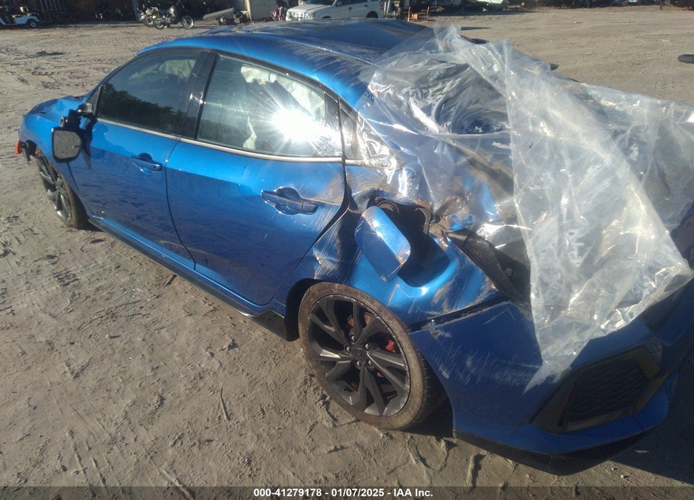 2018 HONDA CIVIC VIN: SHHFK7H43JU229357