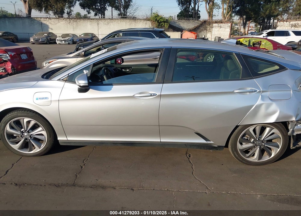 2020 HONDA CLARITY VIN: JHMZC5F11LC000716