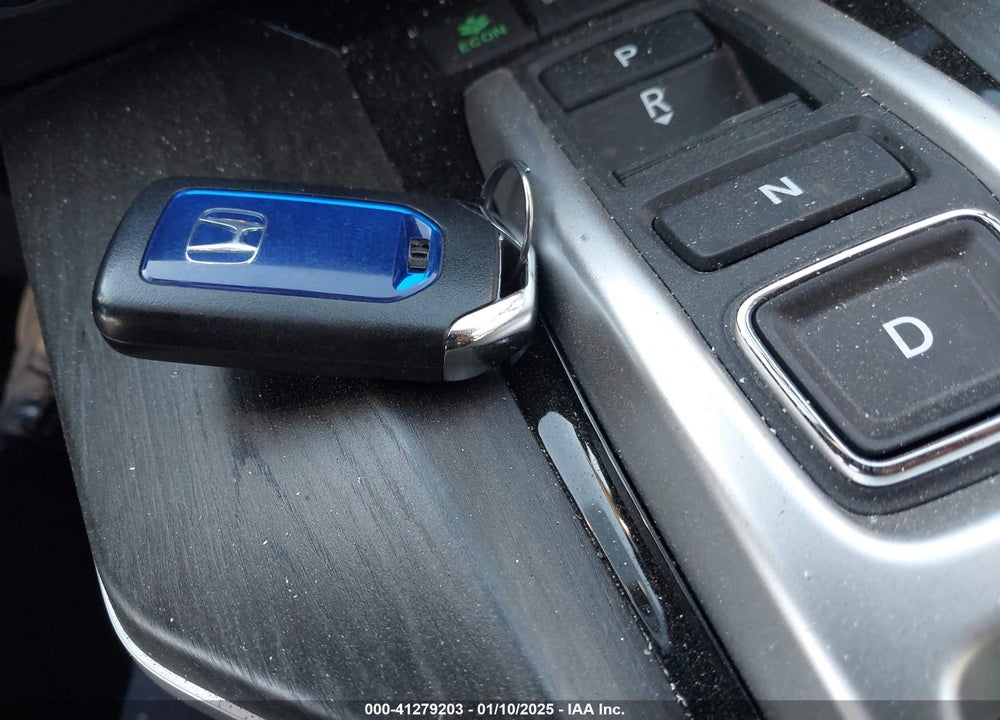 2020 HONDA CLARITY VIN: JHMZC5F11LC000716