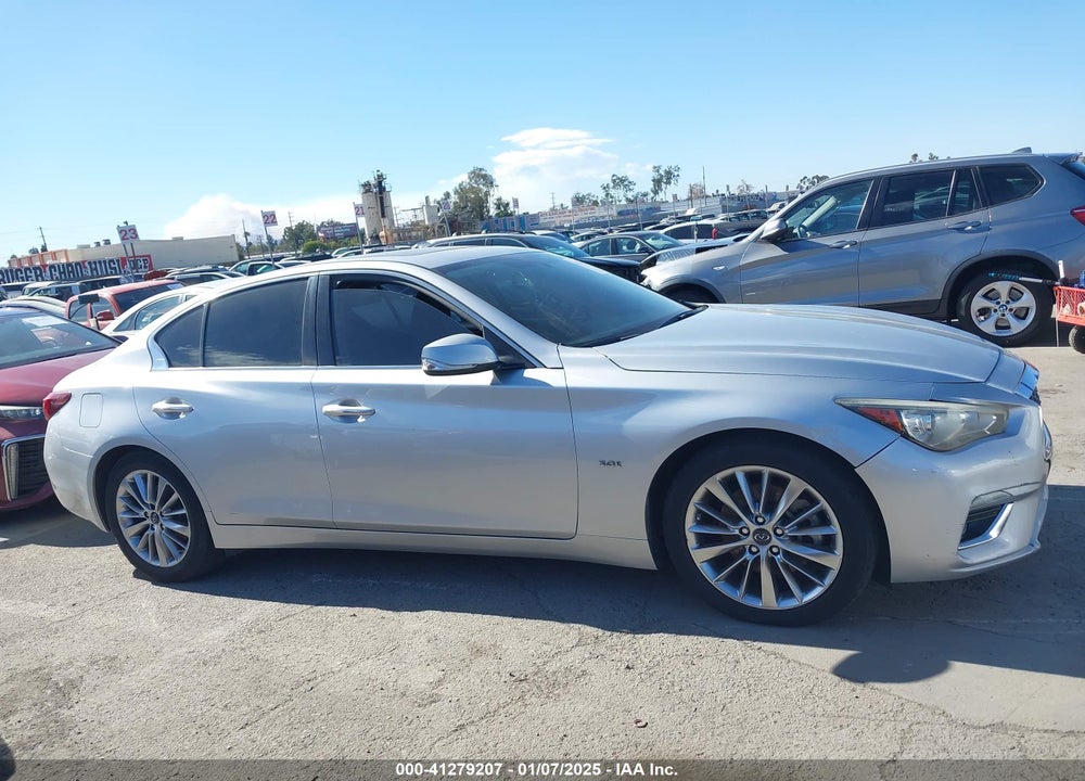 2018 INFINITI Q50 3.0T LUXE VIN: JN1EV7AR5JM611068