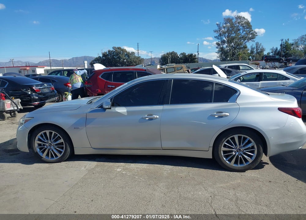 2018 INFINITI Q50 3.0T LUXE VIN: JN1EV7AR5JM611068
