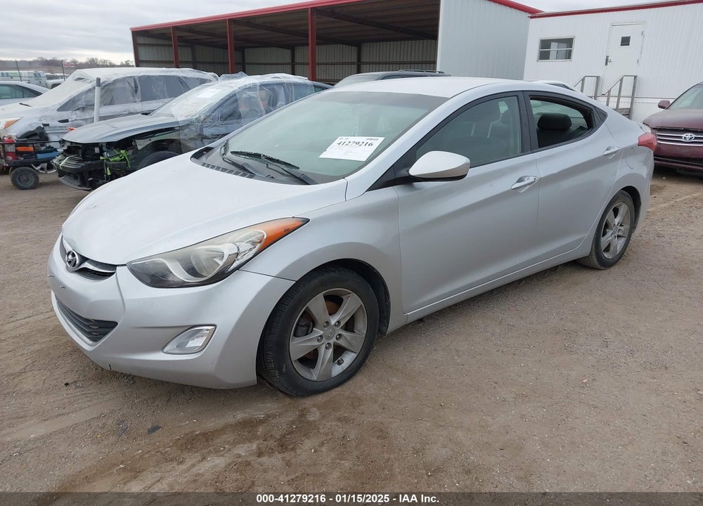 2013 HYUNDAI ELANTRA VIN: KMHDH4AE7DU009798