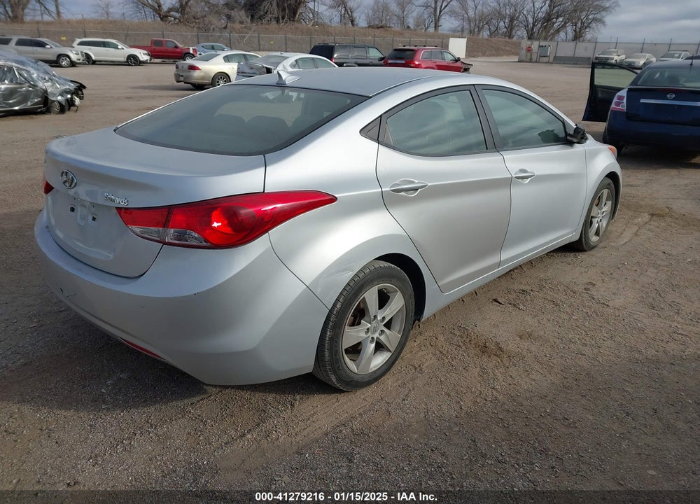 2013 HYUNDAI ELANTRA VIN: KMHDH4AE7DU009798