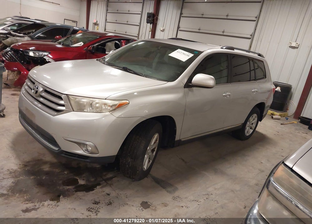 2012 TOYOTA HIGHLANDER SE VIN: 5TDBK3EH8CS106720