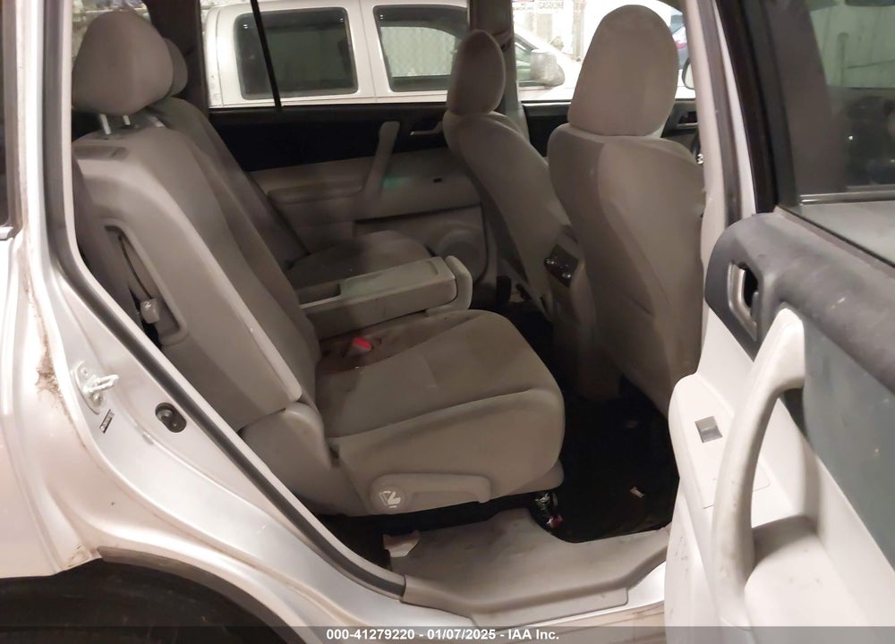 2012 TOYOTA HIGHLANDER SE VIN: 5TDBK3EH8CS106720