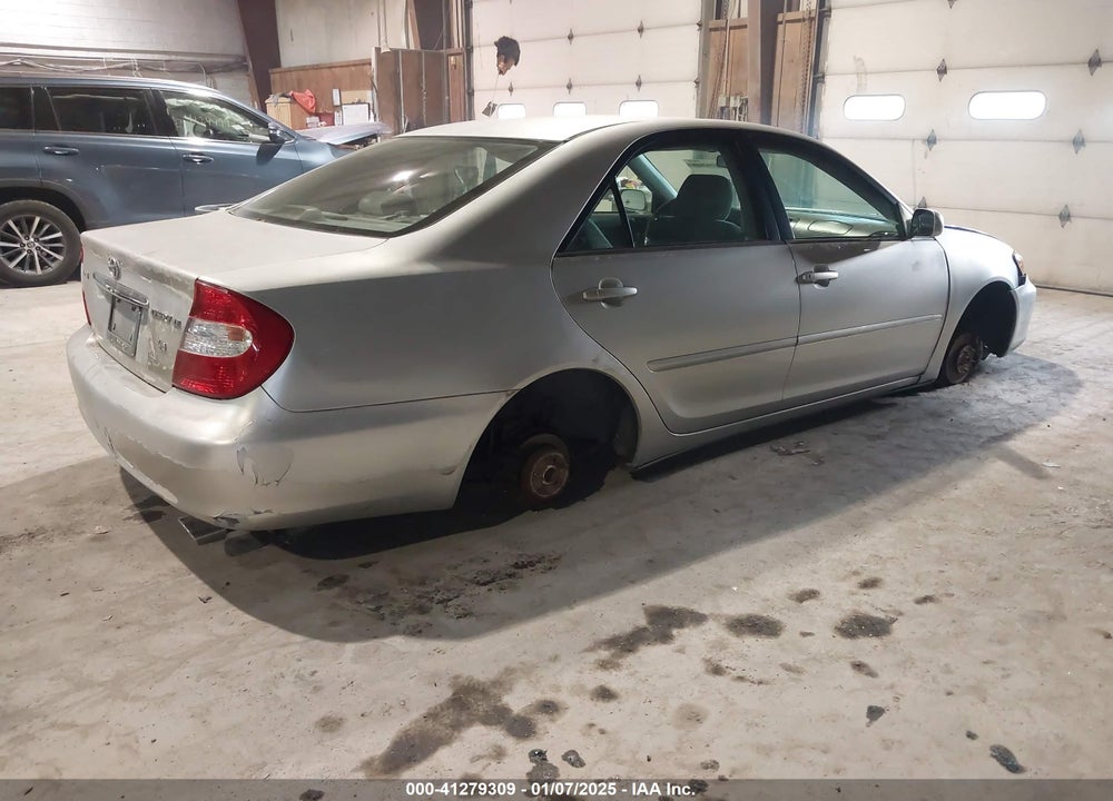 2004 TOYOTA CAMRY LE V6 VIN: 4T1BF32K94U570743