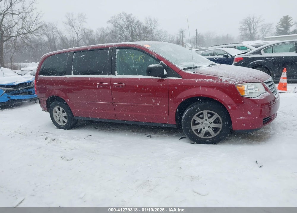 2010 CHRYSLER TOWN & COUNTRY NEW LX VIN: 2A4RR2D12AR357189