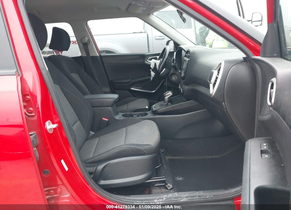 2020 KIA SOUL VIN: KNDJ63AU2L7022261