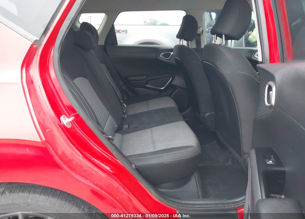 2020 KIA SOUL VIN: KNDJ63AU2L7022261