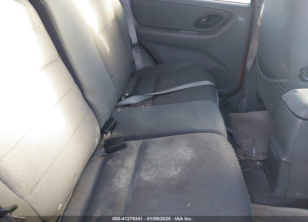 2001 FORD ESCAPE XLT VIN: 1FMYU04121KB28672