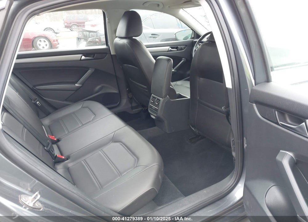 2022 VOLKSWAGEN PASSAT VIN: 1VWSA7A3XNC004020