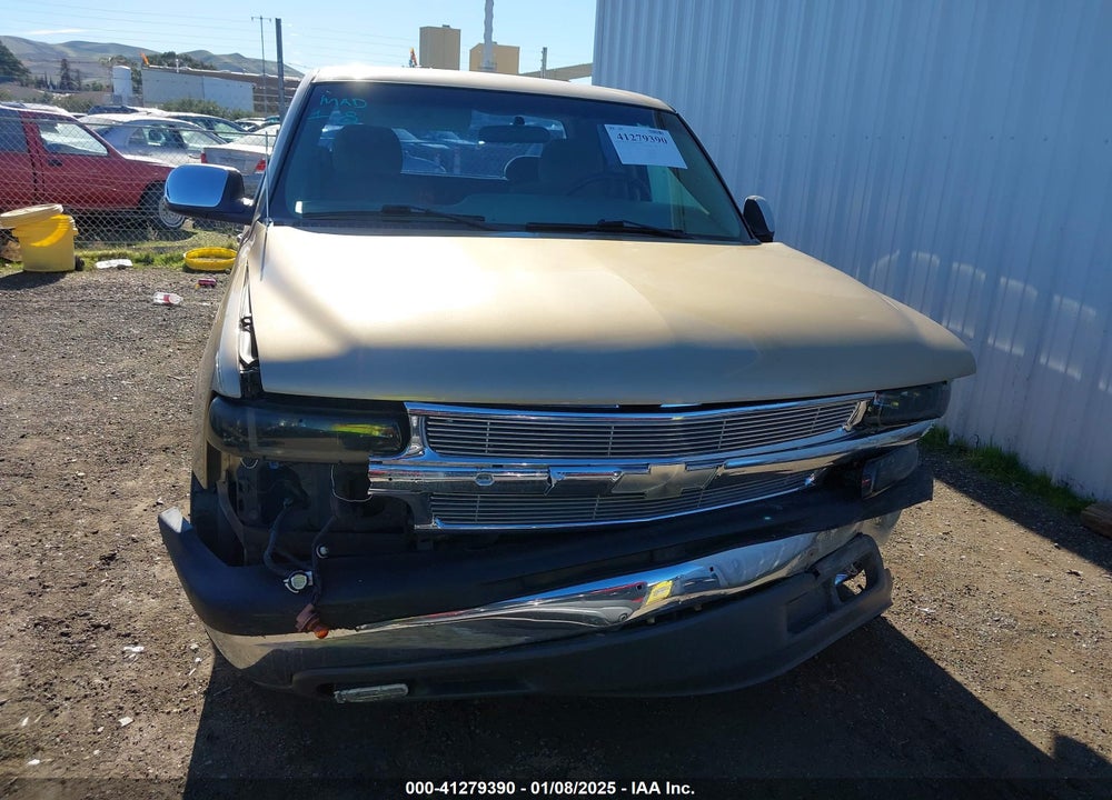 2001 CHEVROLET SILVERADO 1500 LS VIN: 2GCEC19V111172397