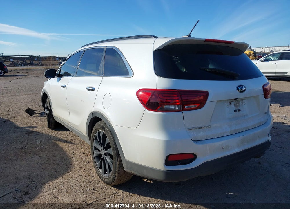 2020 KIA SORENTO VIN: 5XYPG4A59LG661617