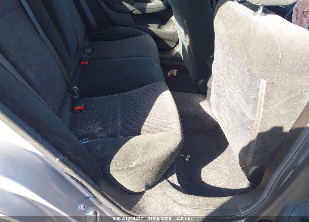 2004 HONDA ACCORD 2.4 LX VIN: 1HGCM56364A172759